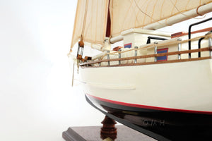 Assembled Wood Skipjack Chesapeake Bay Model Boat
